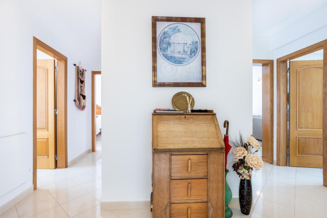 Floor With Great Views! Apartamento *
