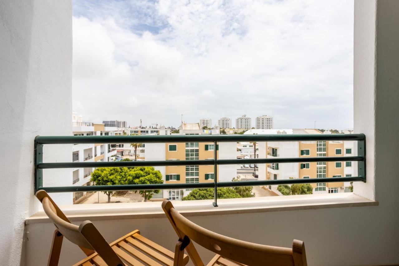 Floor With Great Views! Apartamento *