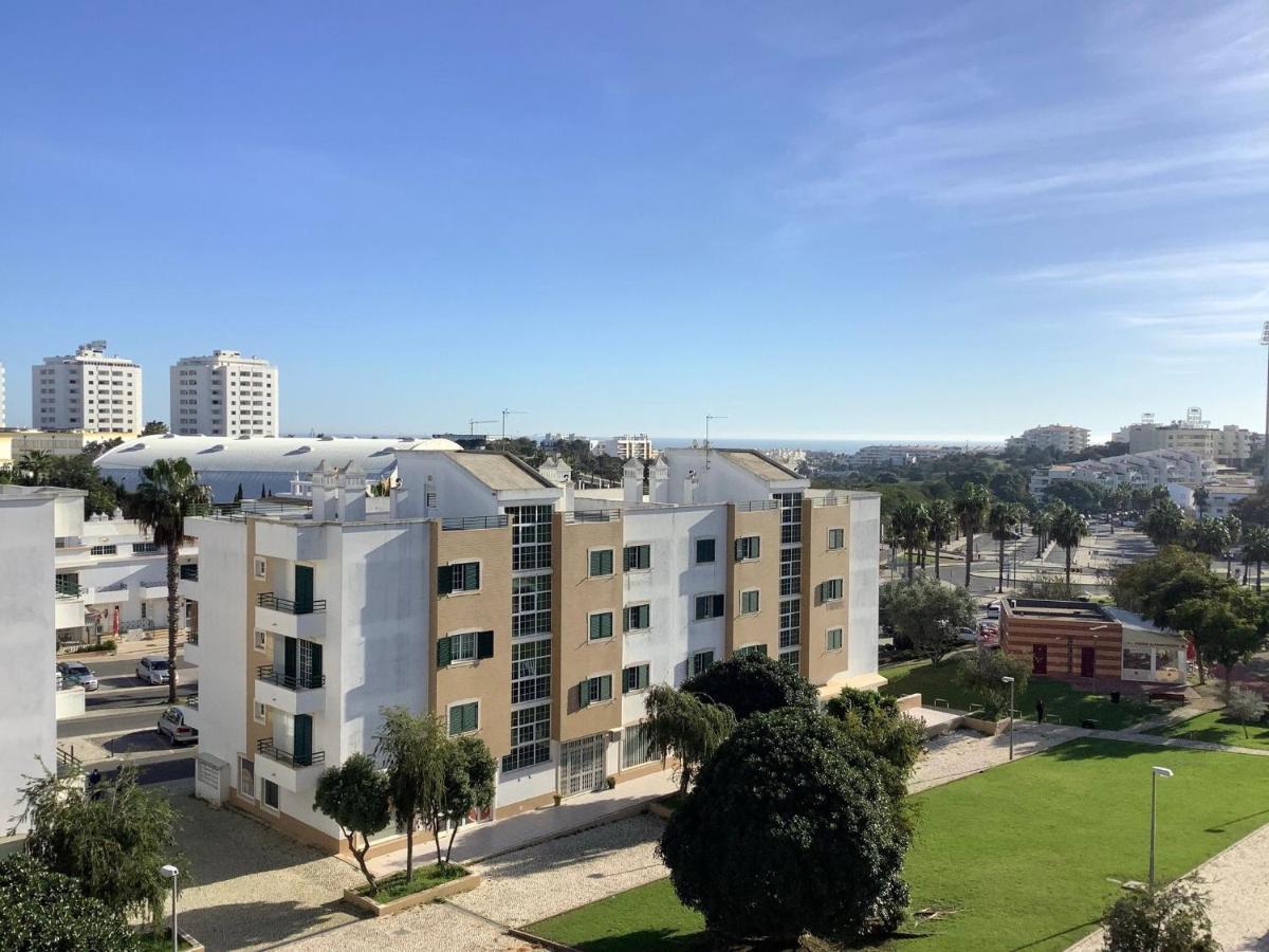 Floor With Great Views! Apartamento